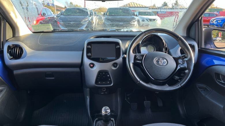 Toyota Aygo 1.0 VVT-i X-Clusiv 5dr Petrol Hatchback